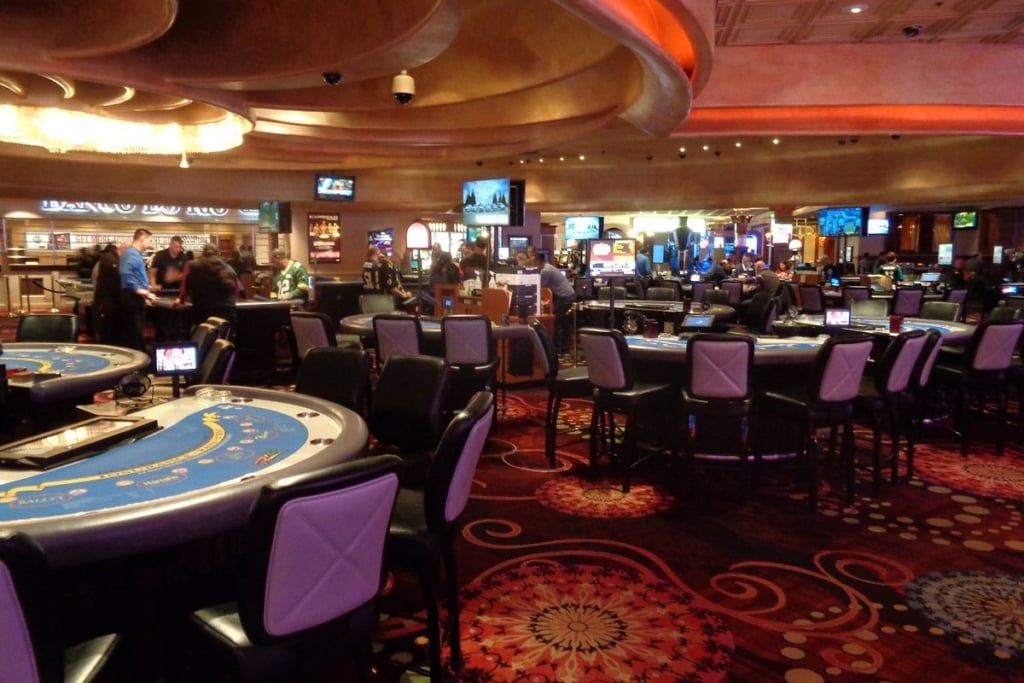 casino pit