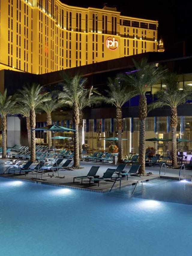 las vegas hilton elara