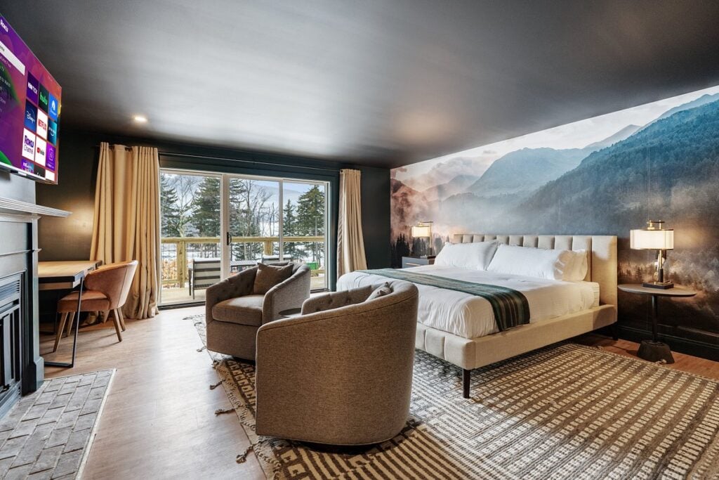 Grand Summit Resort Bedroom