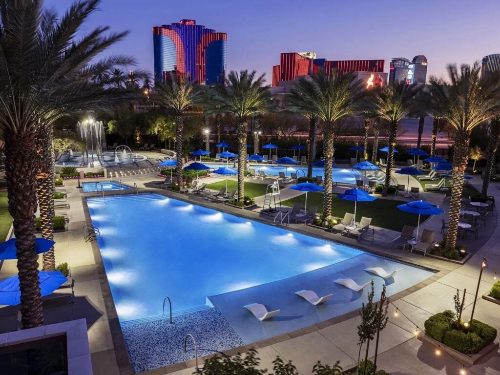 Wyndham Desert Blue