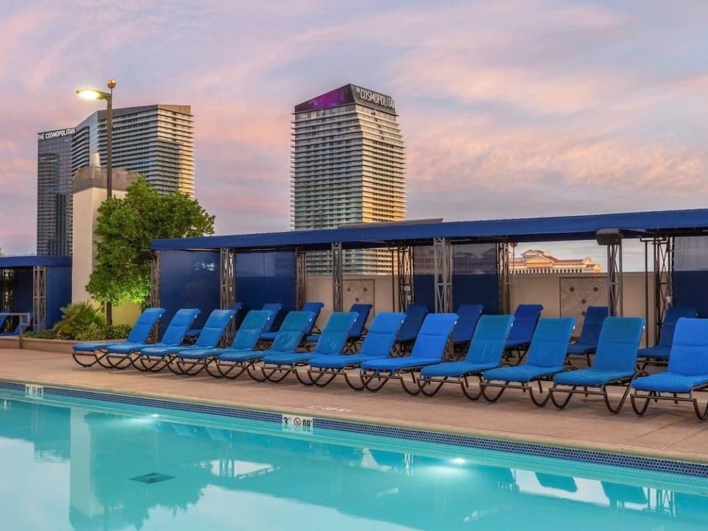 Hilton Vacation Club Polo Towers Las Vegas, Nevada Pool