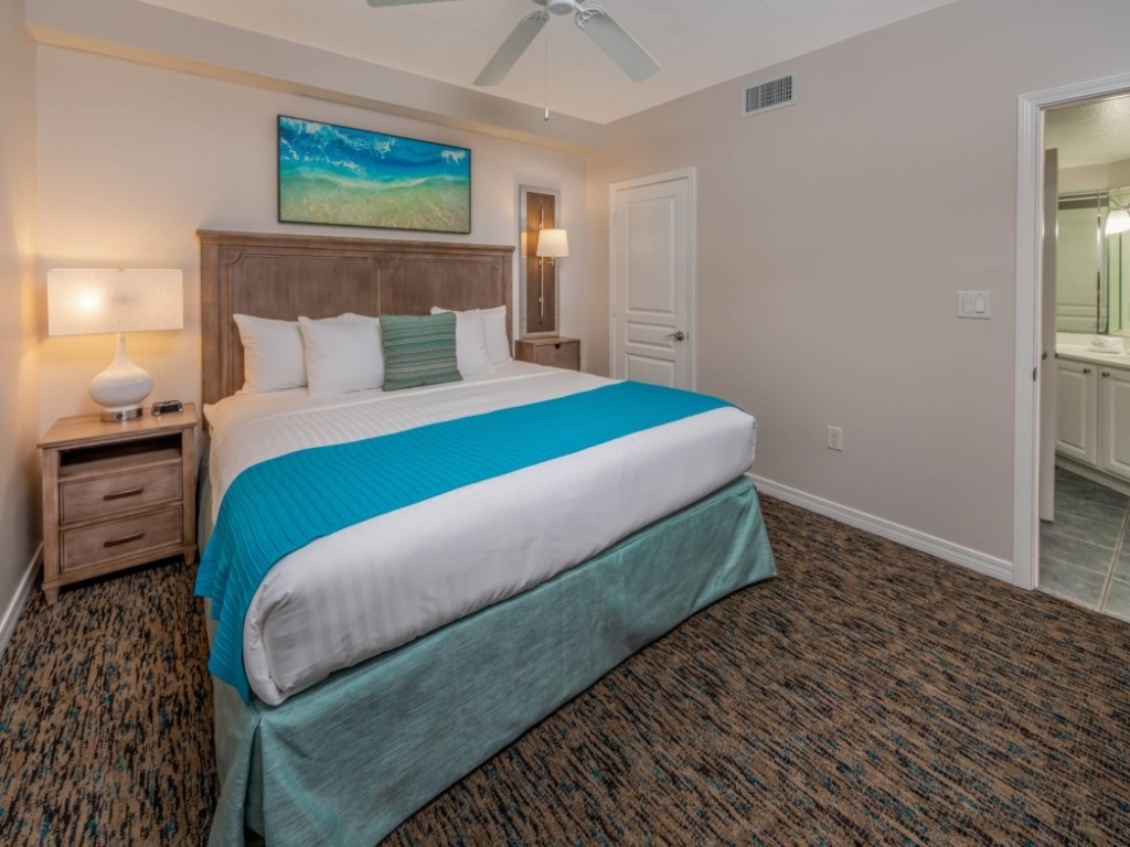 Holiday Inn Resort Panama City Beach bedrooms