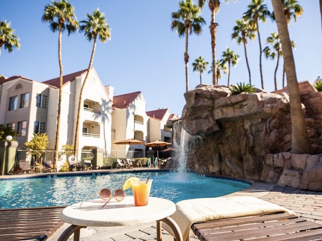 Holiday Inn Club Vacations At Desert Club Resort Heated Pool