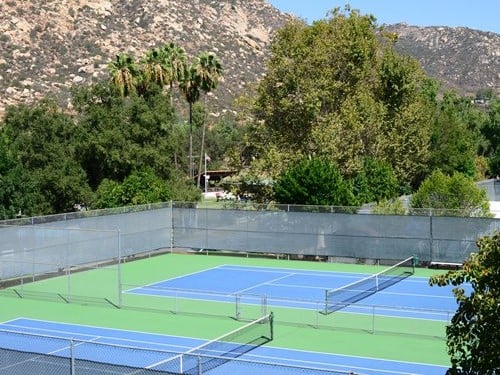 amenities with tennis courts