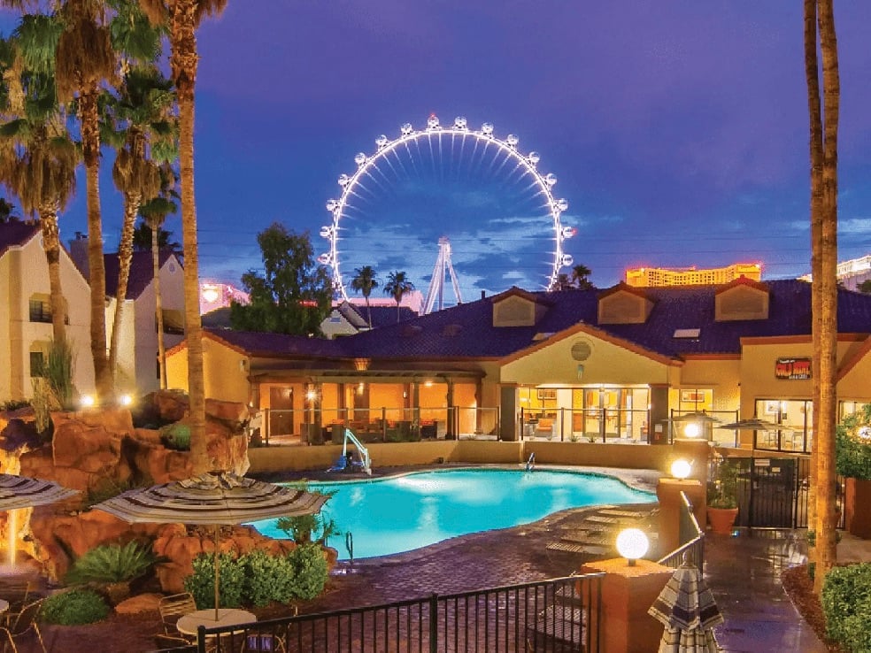 Holiday Inn Club Vacations Las Vegas Desert Club Resort Outdoor Pool