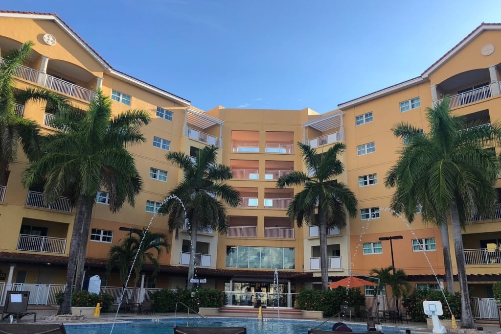 Miami Timeshares: Doral Exterior with Pool View