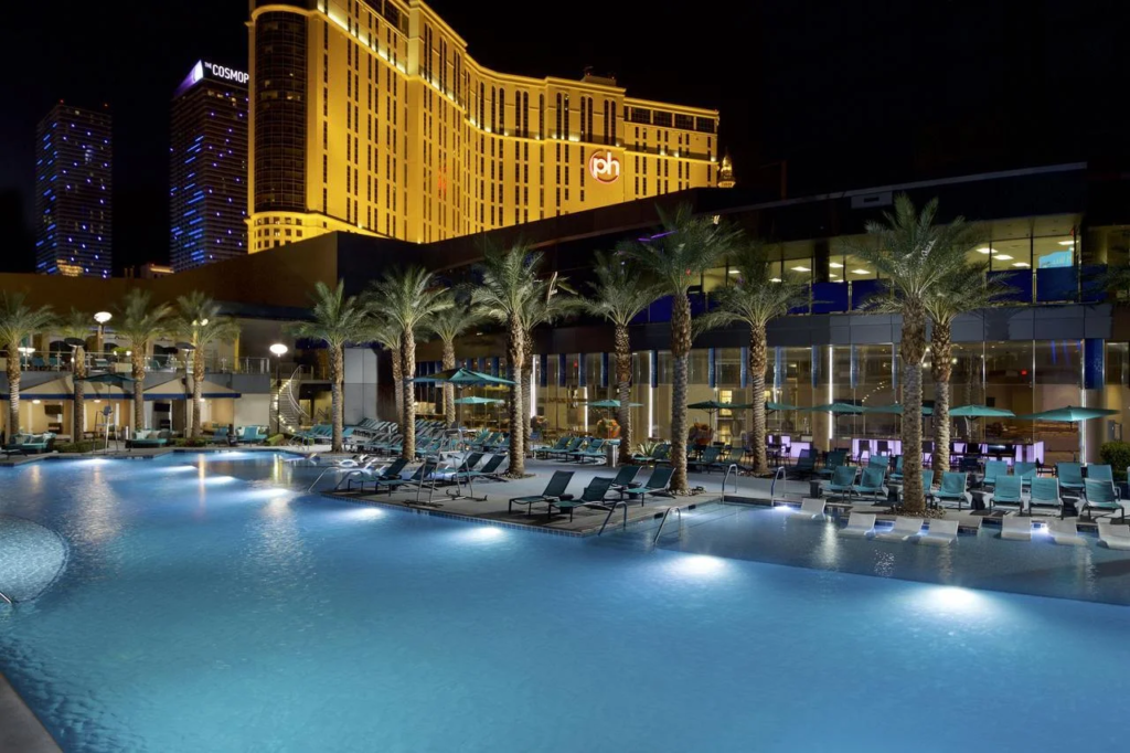 Elara by Hilton Grand Vacations Las Vegas Timeshare Pool