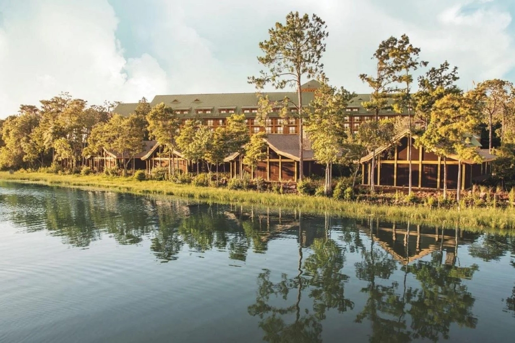 Copper Creek Villas and Cabins at Disney's Wilderness Lodge