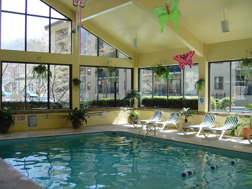 gatlinburg town square pool