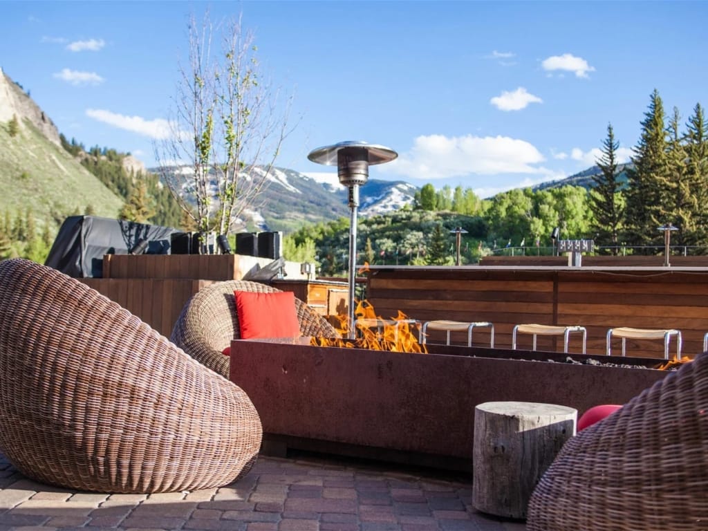 westin riverfront colorado firepit