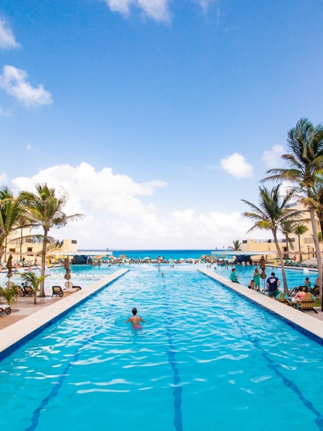 HICV Royal Resorts