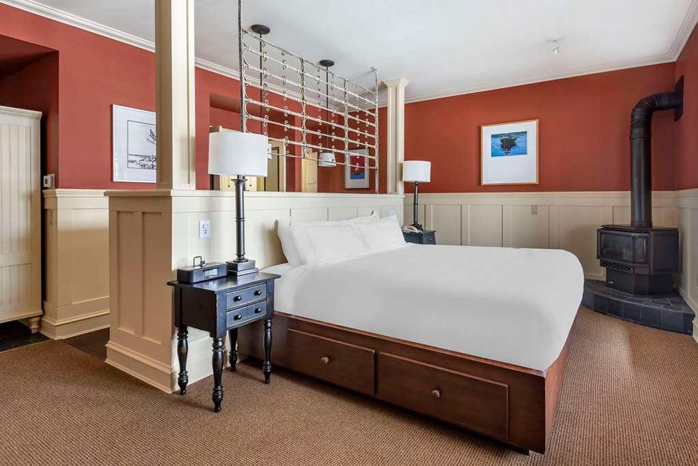 Blue Mountain, a Hilton Grand Vacations Club Main Bedroom