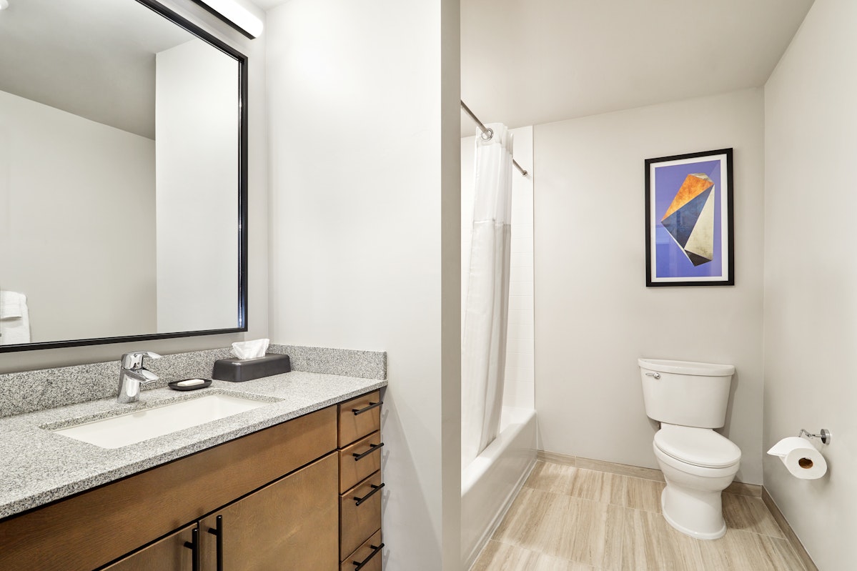 Club Wyndham Moab Bathroom