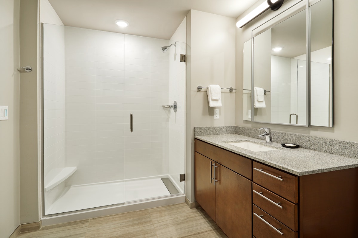 Club Wyndham Moab Shower