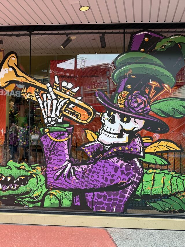 Universal Mardi Gras Merchandise Store