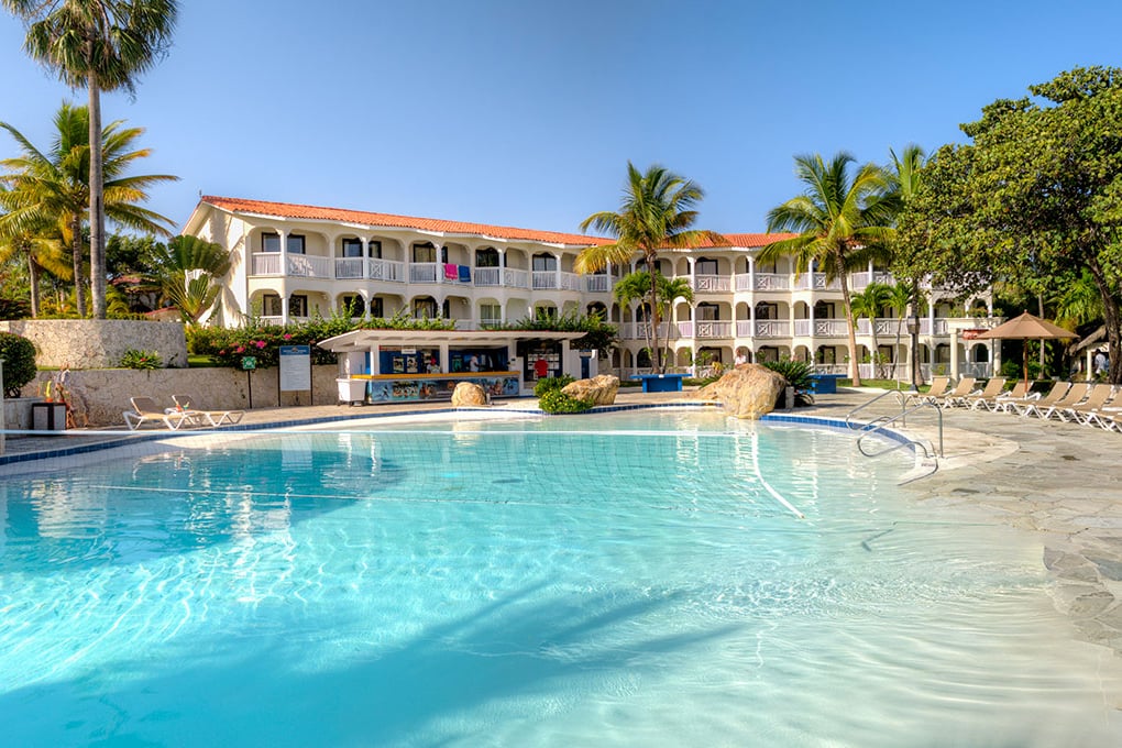 Lifestyle Tropical Beach Resort & Spa