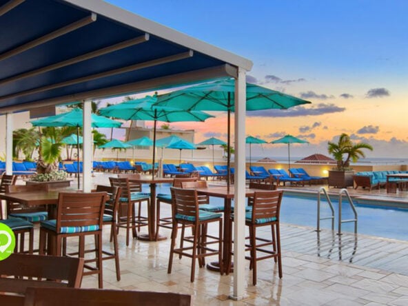 Marriot Beach Place Towers Bar and Grill