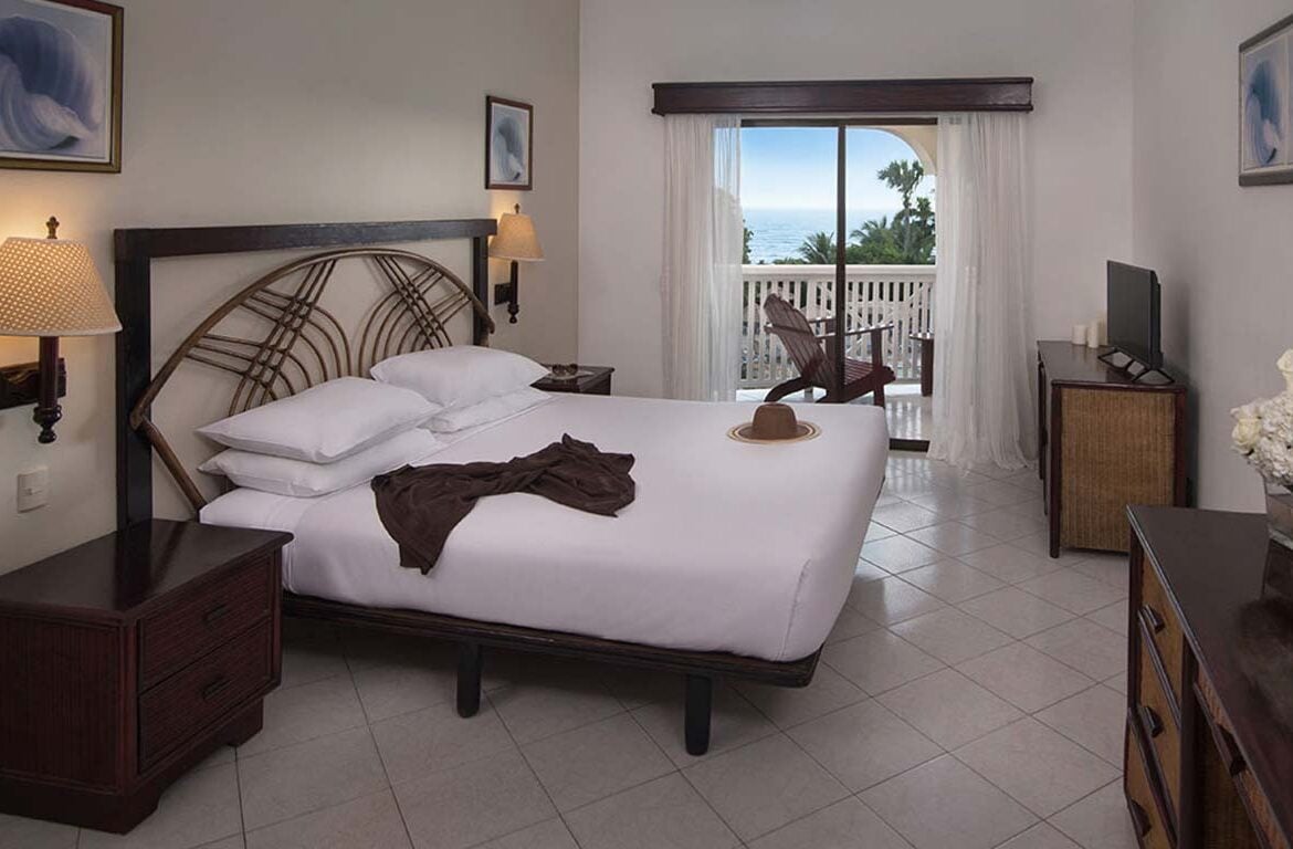 Lifestyle Tropical Beach Resort & Spa Bedroom