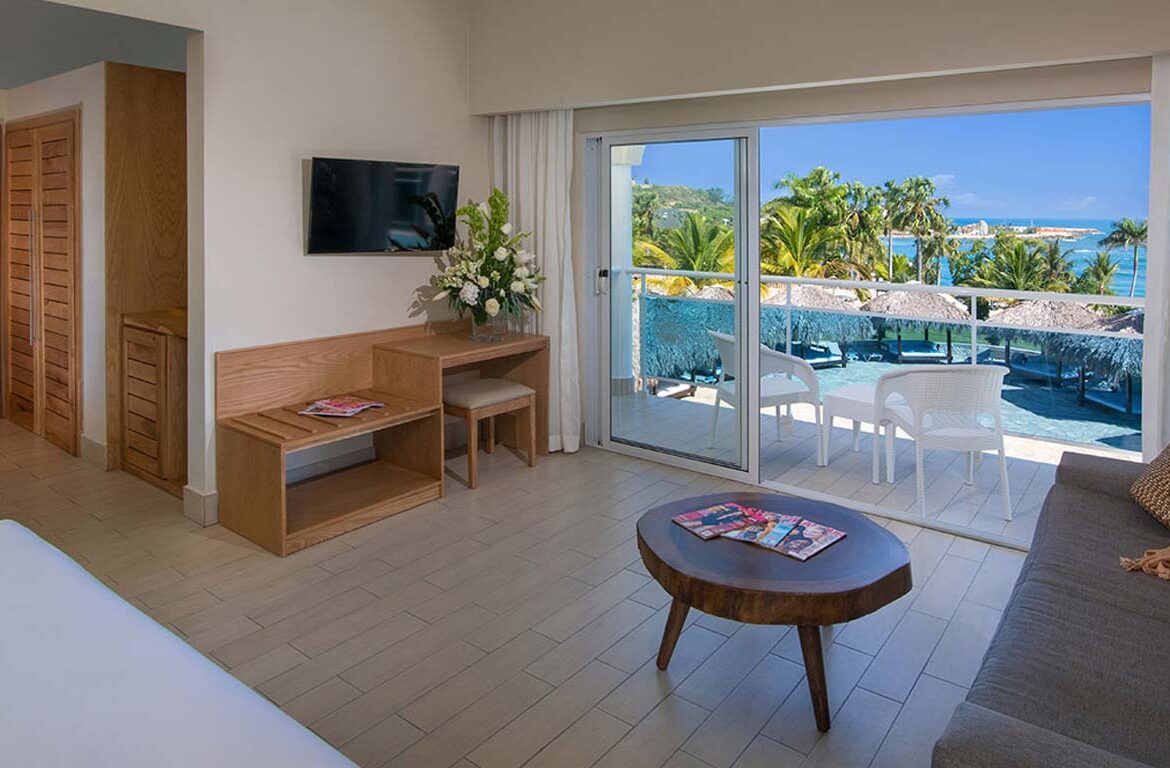 Lifestyle Tropical Beach Resort & Spa Living Room