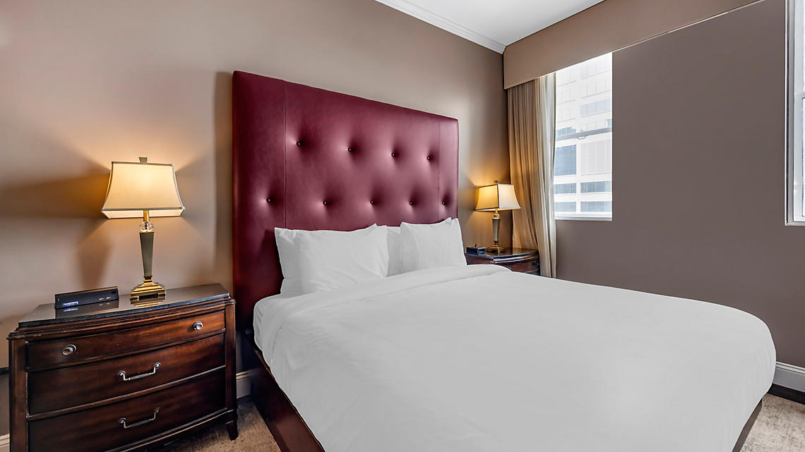 Bluegreen Downtown Nashville Bed