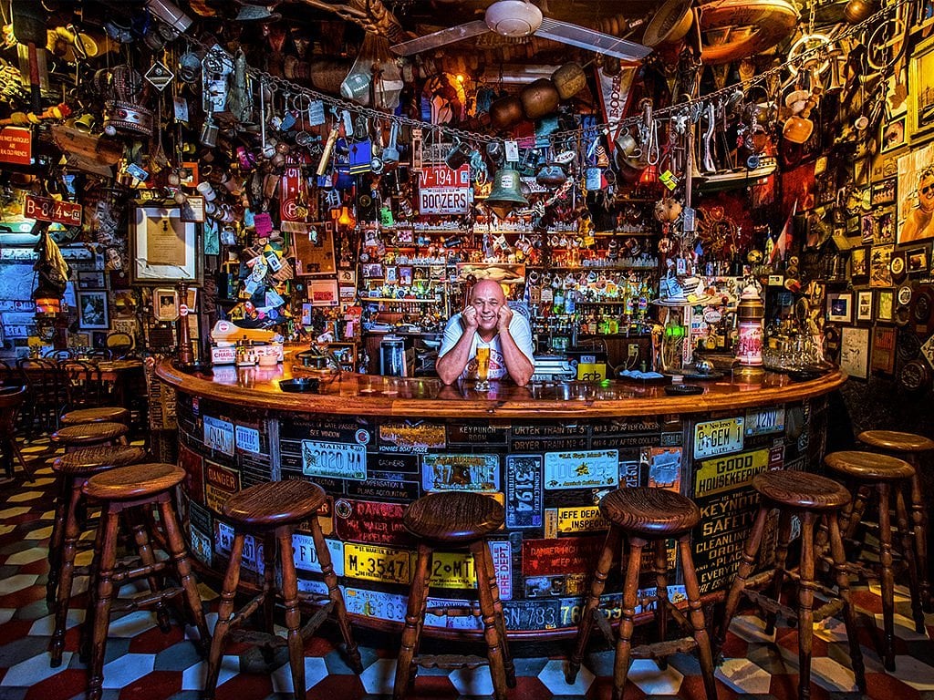 aruba bar