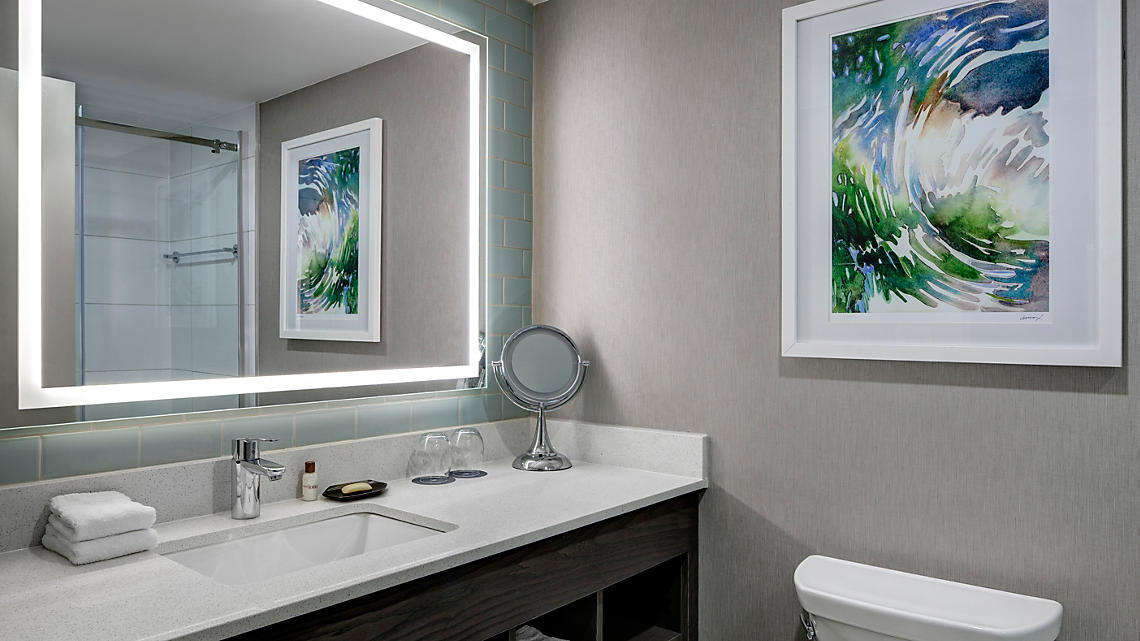 Bluegreens Bayside Resort and Spa bathroom