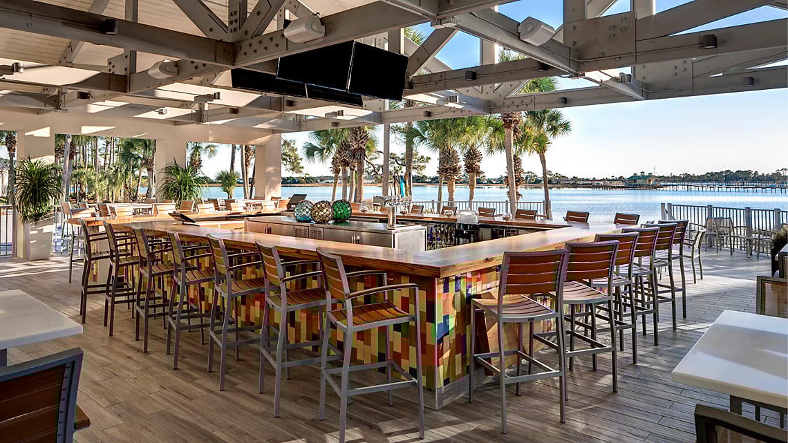 Bluegreens Bayside Resort and Spa pool bar
