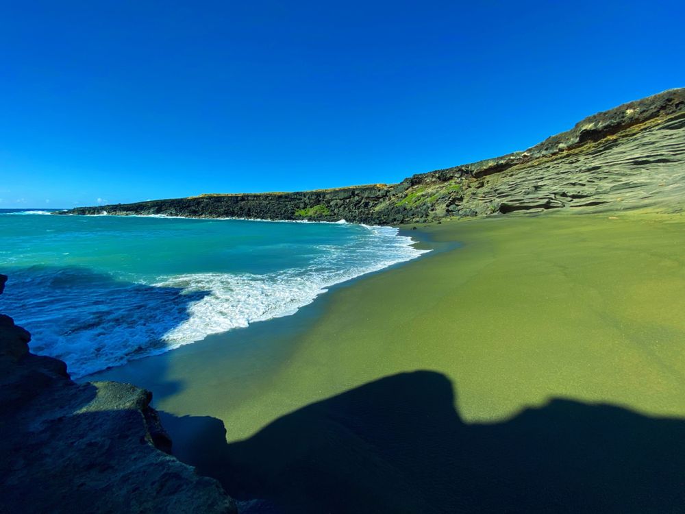 Best Activities on the Big Island: Papakolea Green-Sand Beach