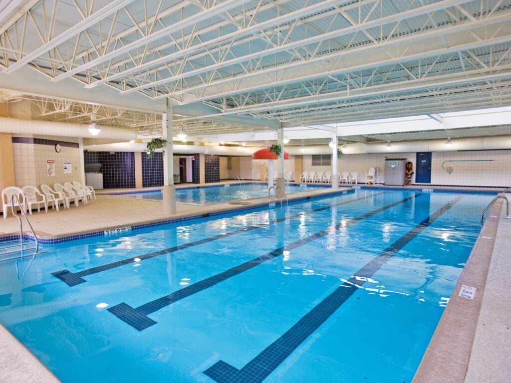 depuy village pool