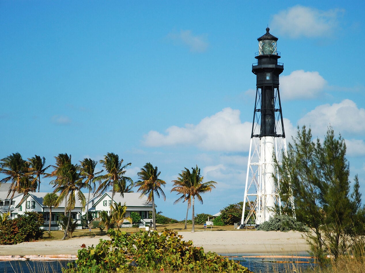 Pompano Beach Lighthouse - Fort Lauderdale Wyndham Resorts(1)