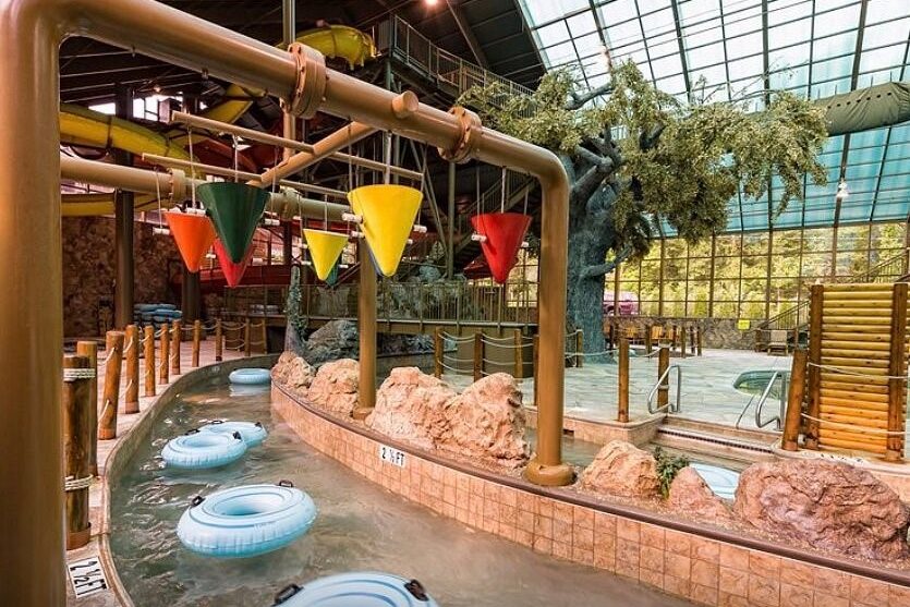 westgate smoky mountain lazy river