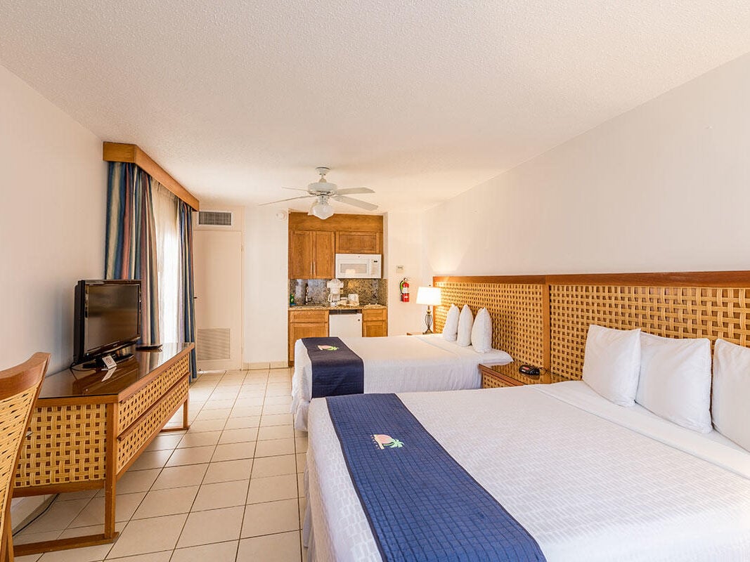 Aruba Timeshare Rentals: Caribbean Palm Village