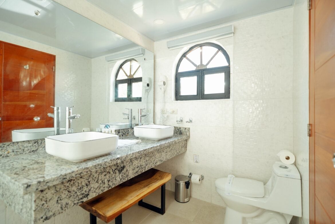 The Crown Villas at Lifestyle Holidays Vacation Club Puerto Plata Bathroom