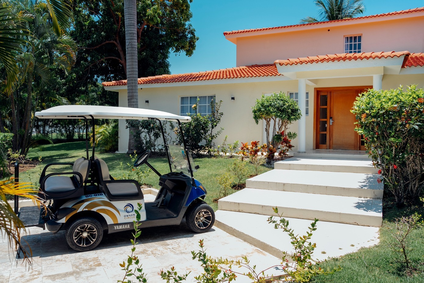 The Crown Villas at Lifestyle Holidays Vacation Club Puerto Plata Exterior Golf Cart
