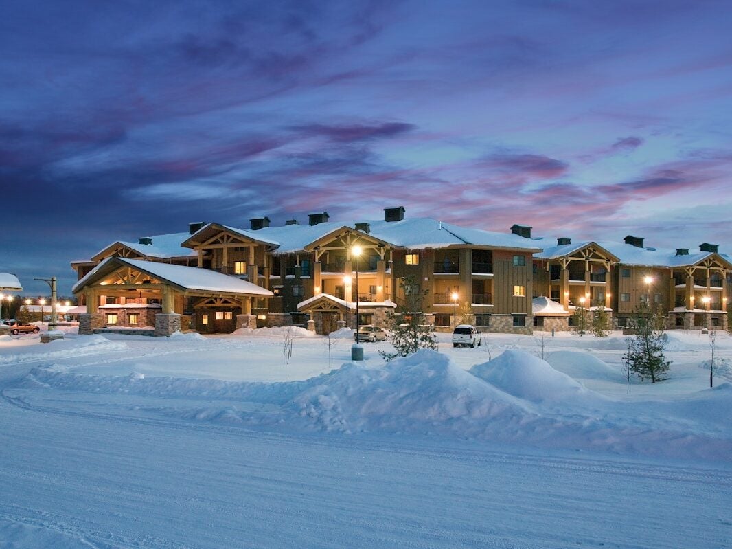Worldmark West Yellowstone Ext Snow