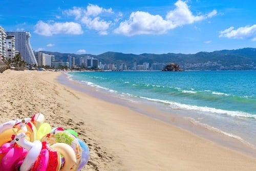 Mexico Spring Break Destinations: Acapulco Beach