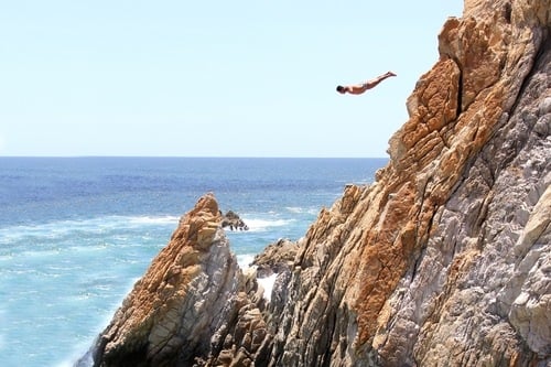 Mexico Spring Break Destinations: Acapulco Cliff Diving